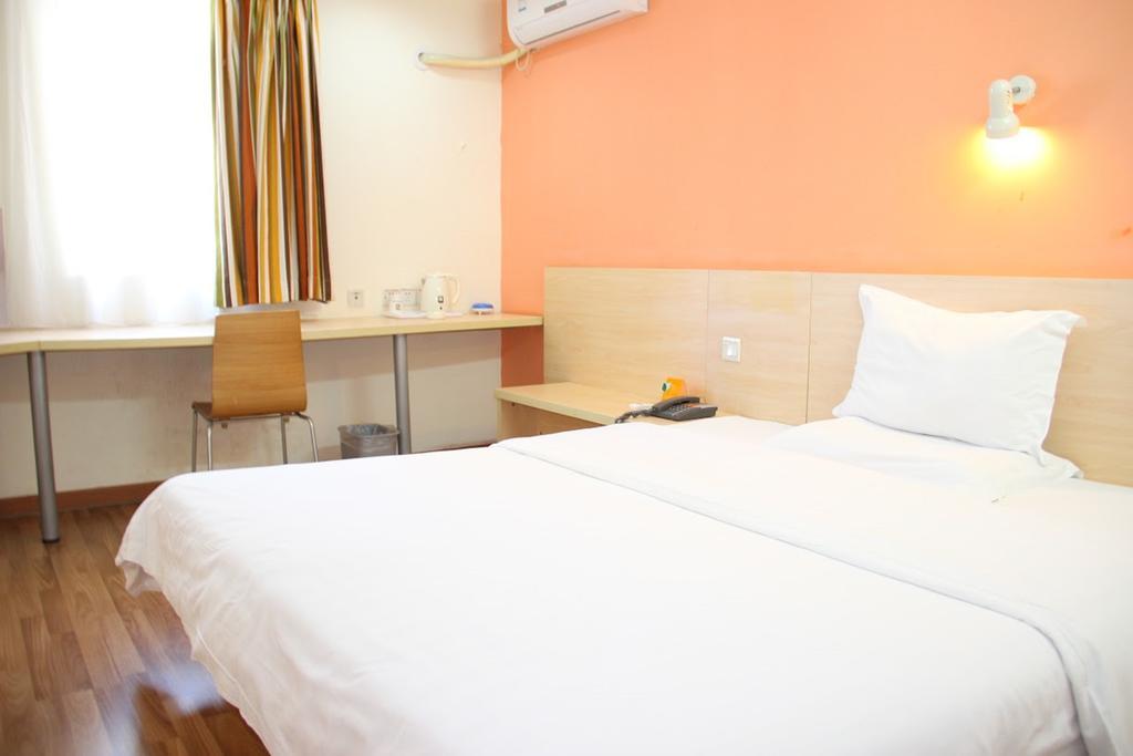 7Days Inn Dalian Gangwan Square Station Port Zewnętrze zdjęcie