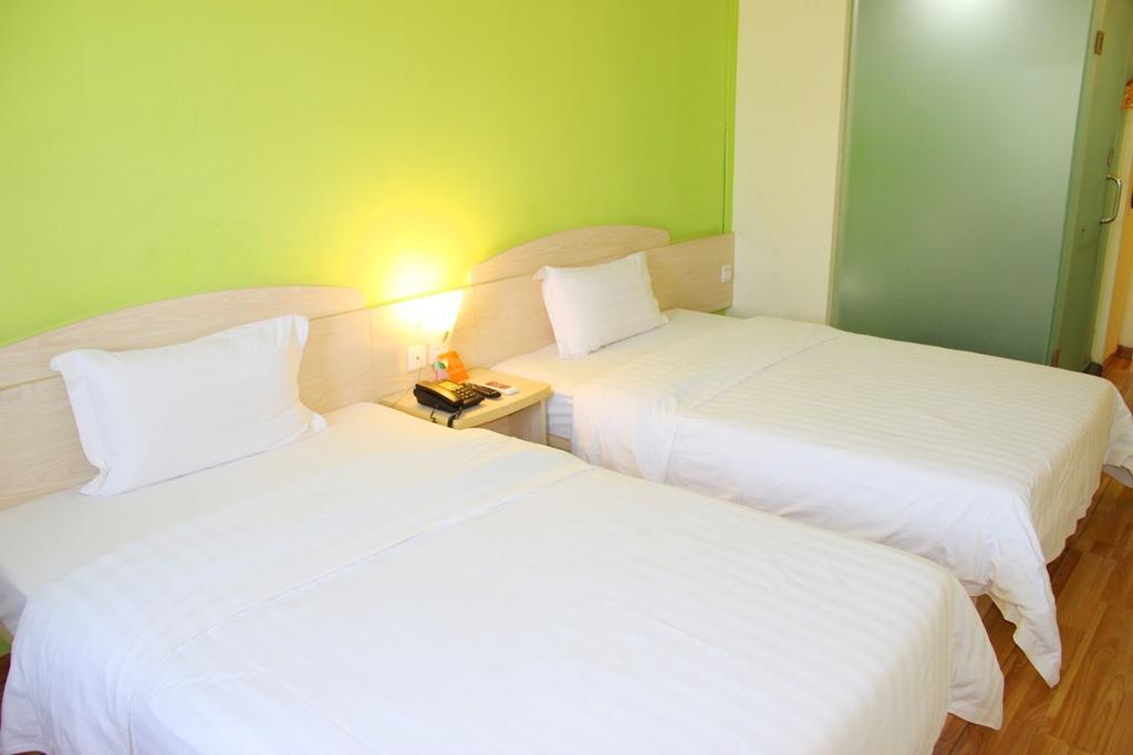 7Days Inn Dalian Gangwan Square Station Port Pokój zdjęcie