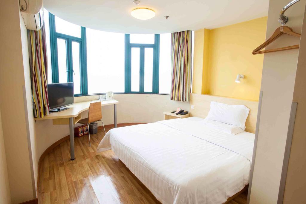 7Days Inn Dalian Gangwan Square Station Port Pokój zdjęcie